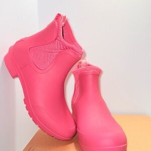 UGG Women Pink Boots